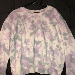 Women’s sweatshirt